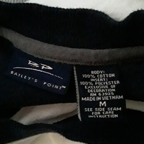 Shirt - Picture 3 of 8